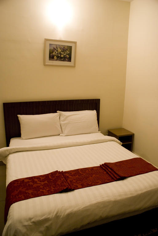 Hotel 128 Κουάλα Λουμπούρ Δωμάτιο φωτογραφία